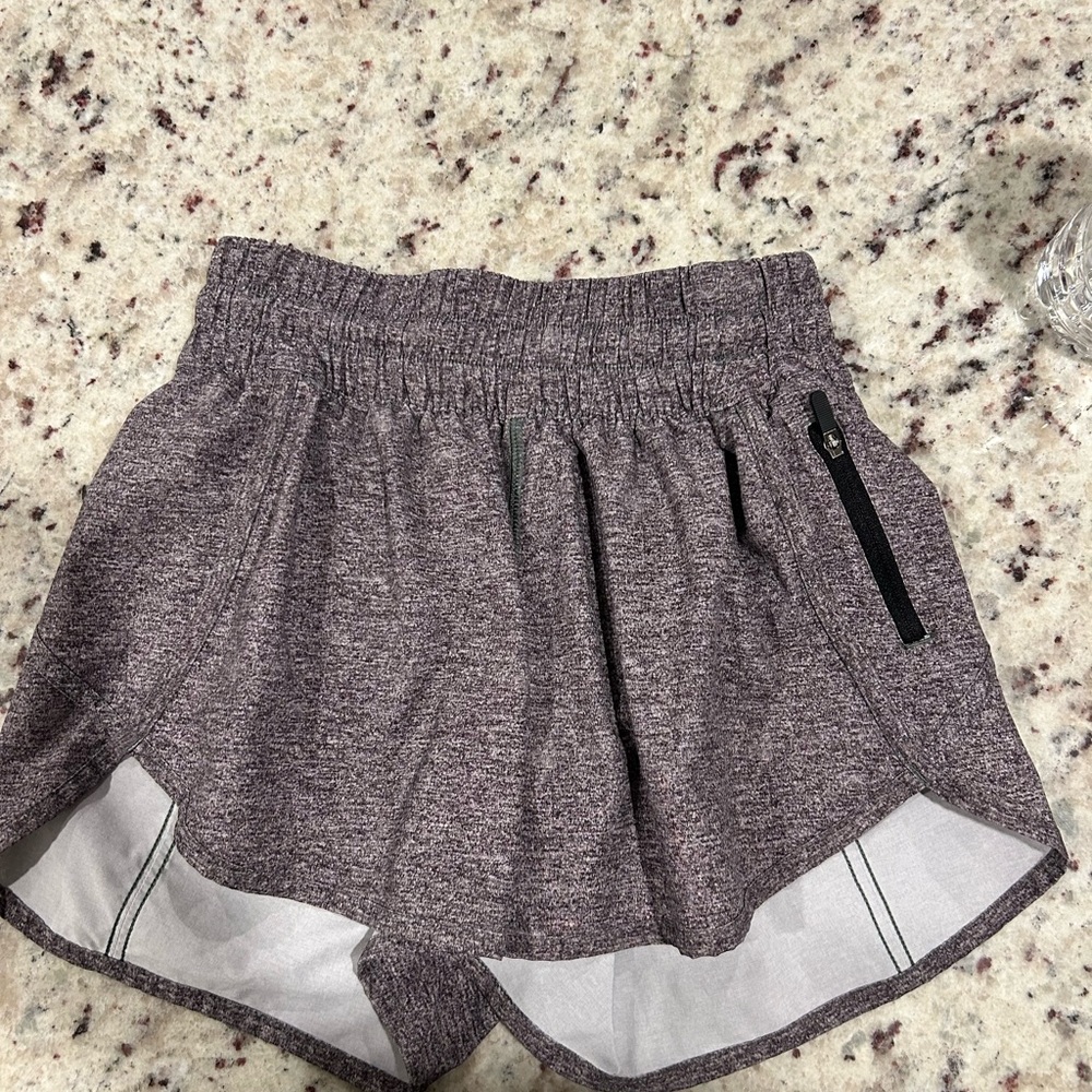 Lululemon Athletica Gray Athletic Shorts with Elastic Waistband 3 inch inseam